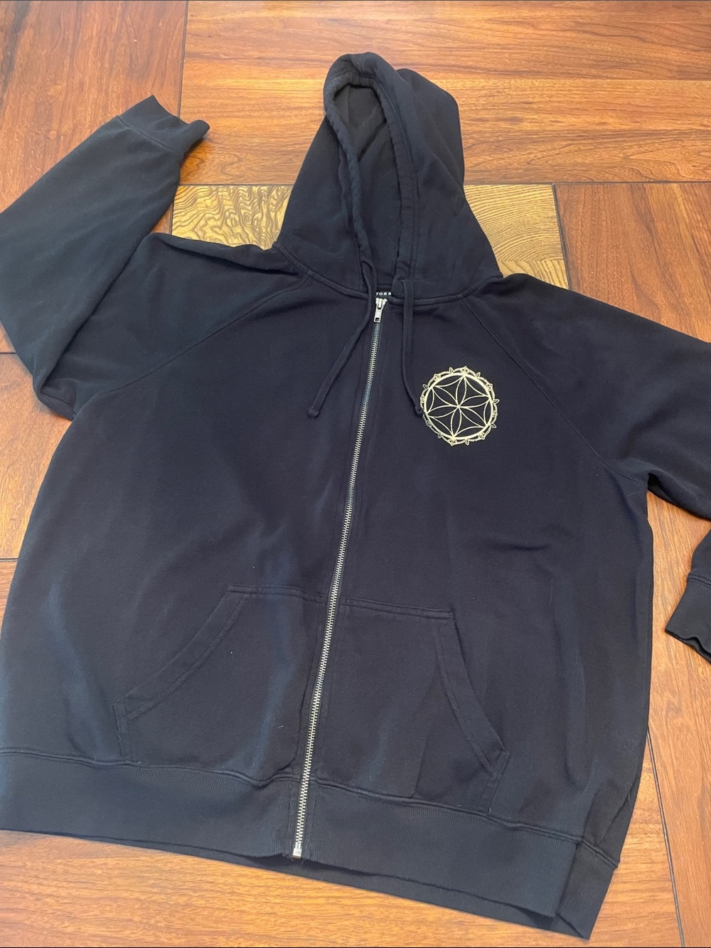 torrid Black Zip-Up Hoodie with Gold Geometric Design M62